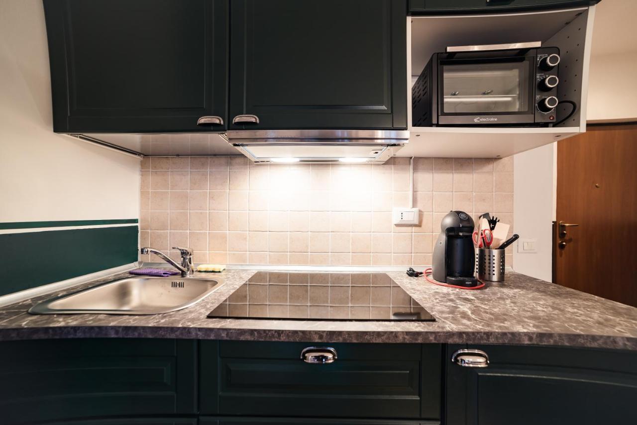 Lusa Suite With Free Private Parking Florence Exterior photo